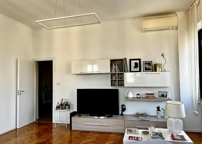 #Private Room in Brera District